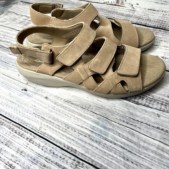 Clarks Ultimate Comfort Collection Hook And Loop Sandals Tan 9 - Picture 4 of 4